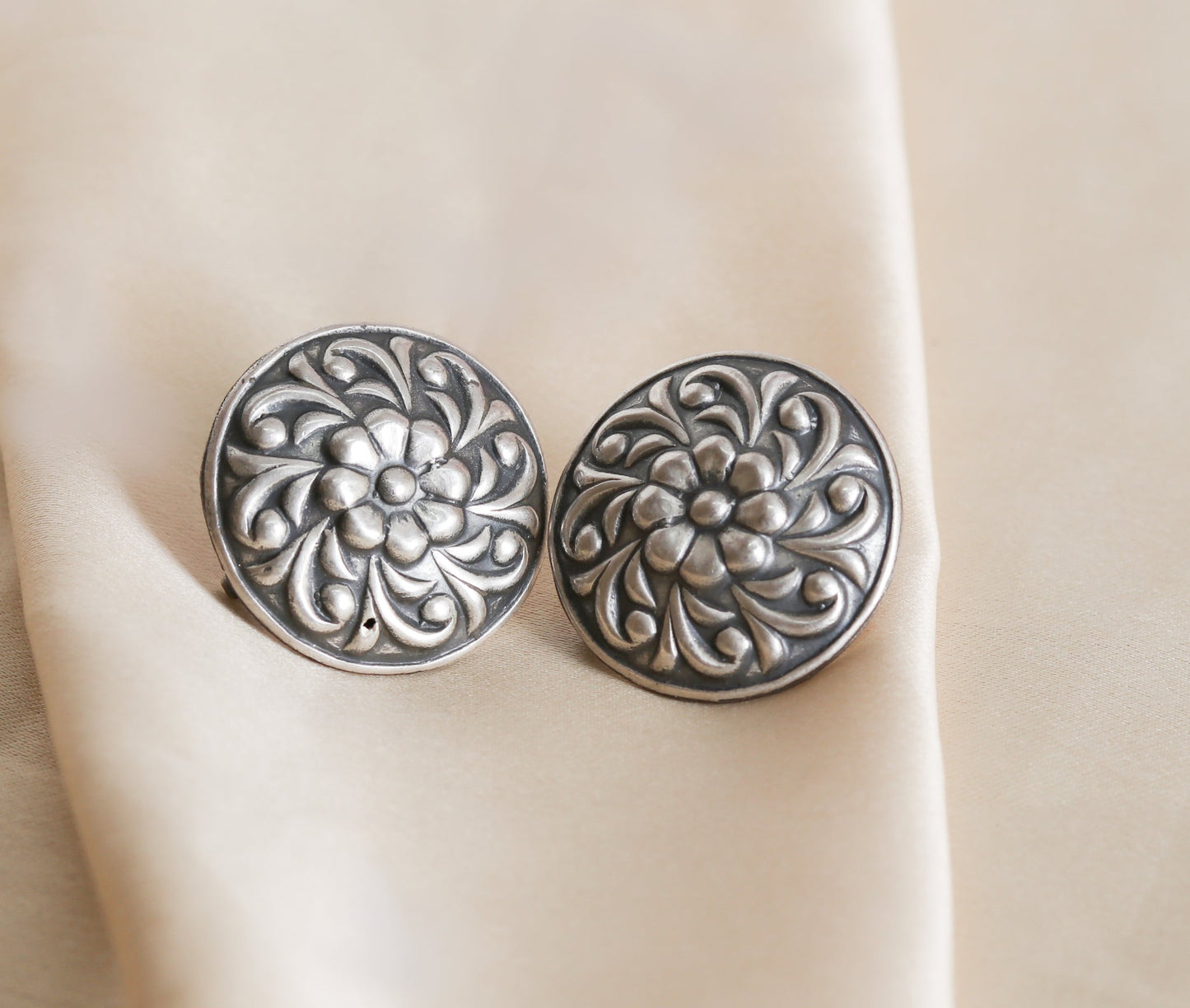 Carved Floral Studds-0