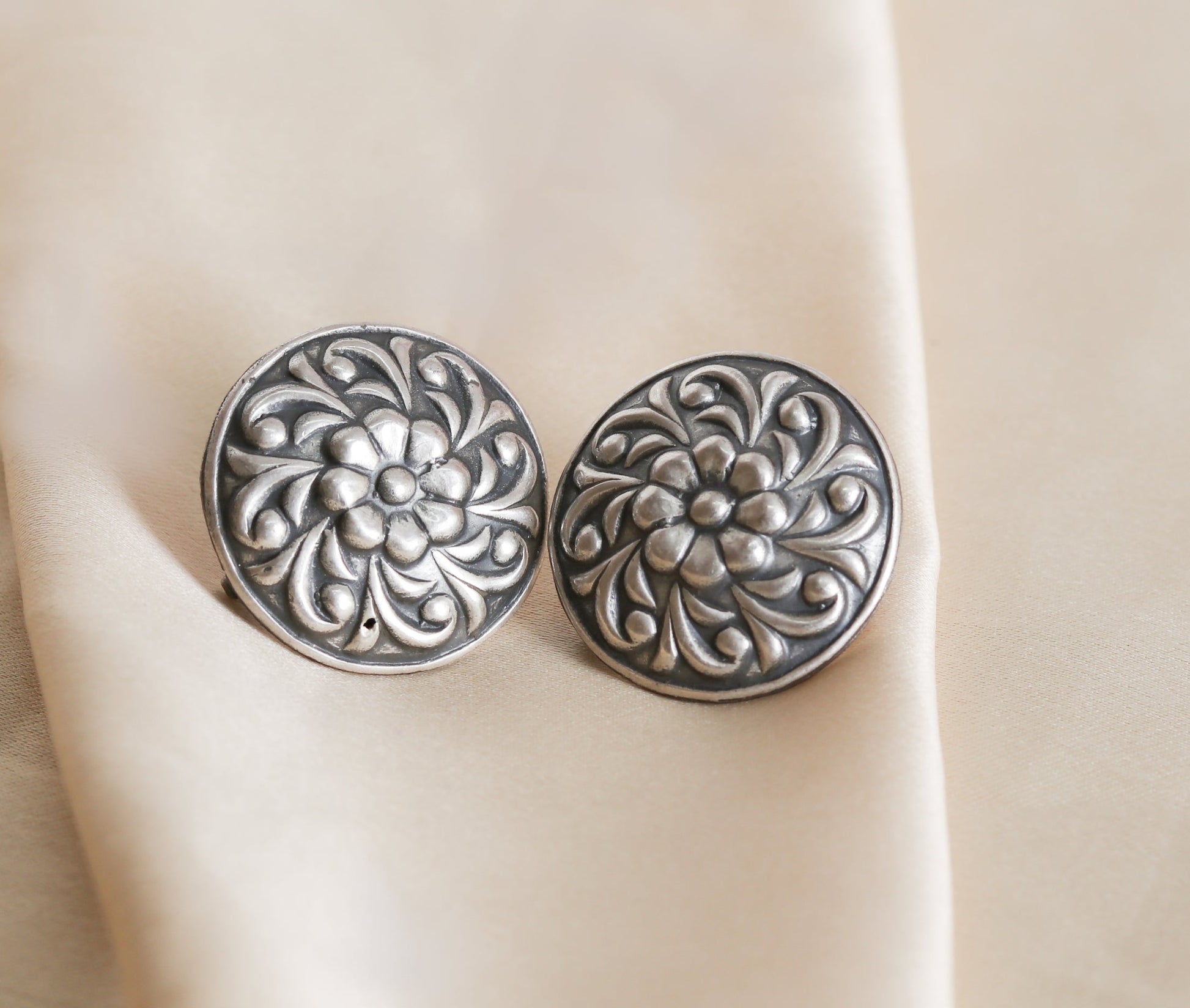 Carved Floral Studds-0
